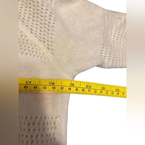 360 Sweater Cashmere Cream Sweater - Picture 8 of 9